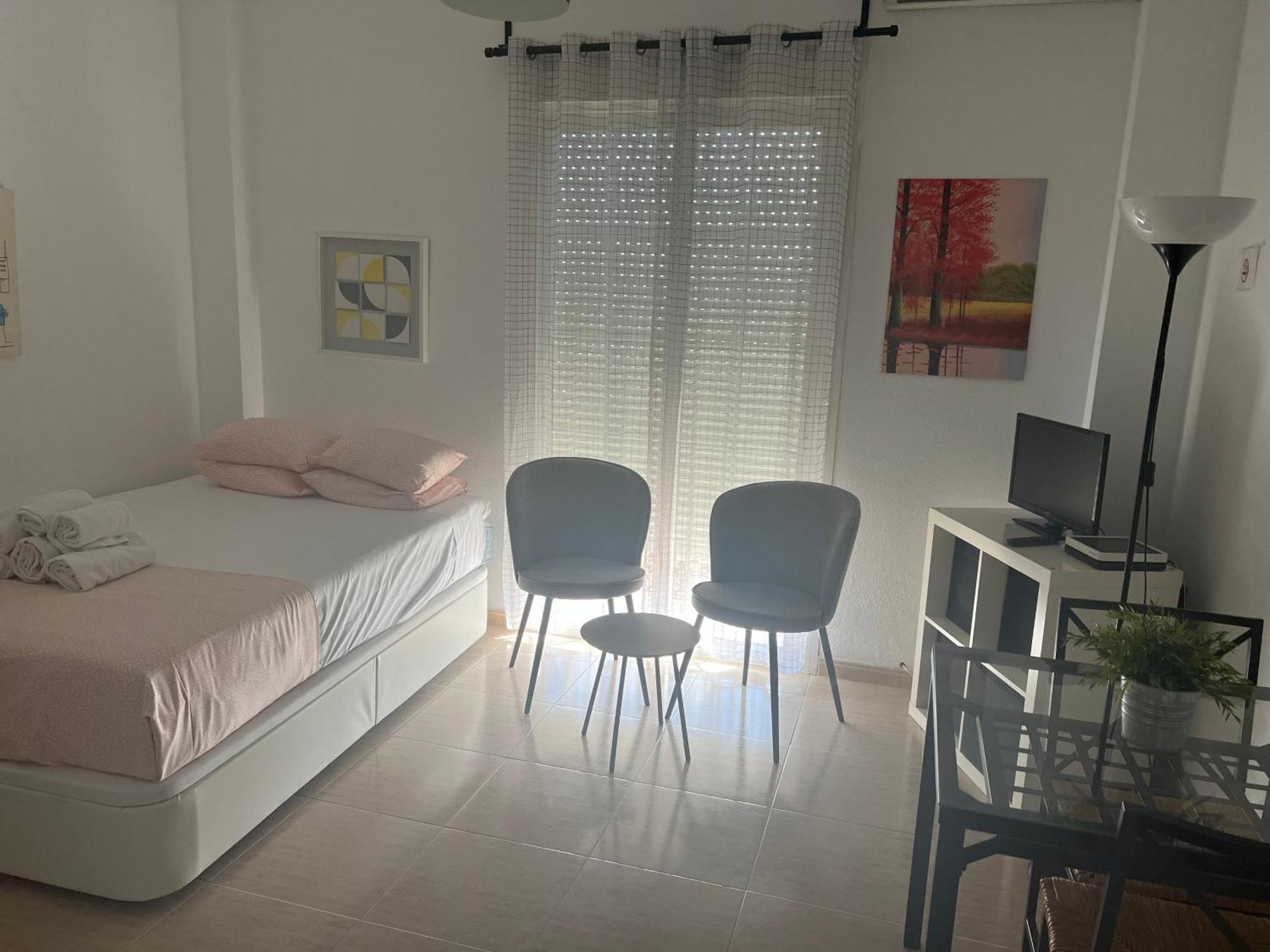 - Refino, 36 * Málaga